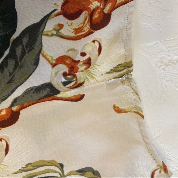 BABATON Adelard Floral Sleeveless Blouse - Picture 7 of 11